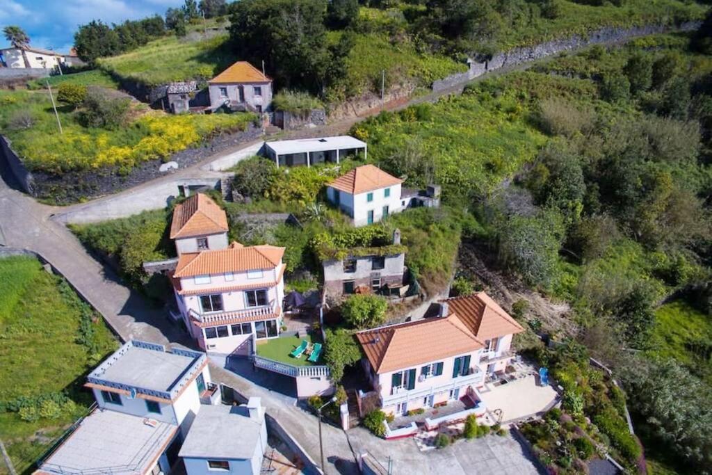 Raposeira De Sao Joao, The Feeling Of Peace, Space And Quiet, Whole Villa Is Yours Fajã da Ovelha Extérieur photo